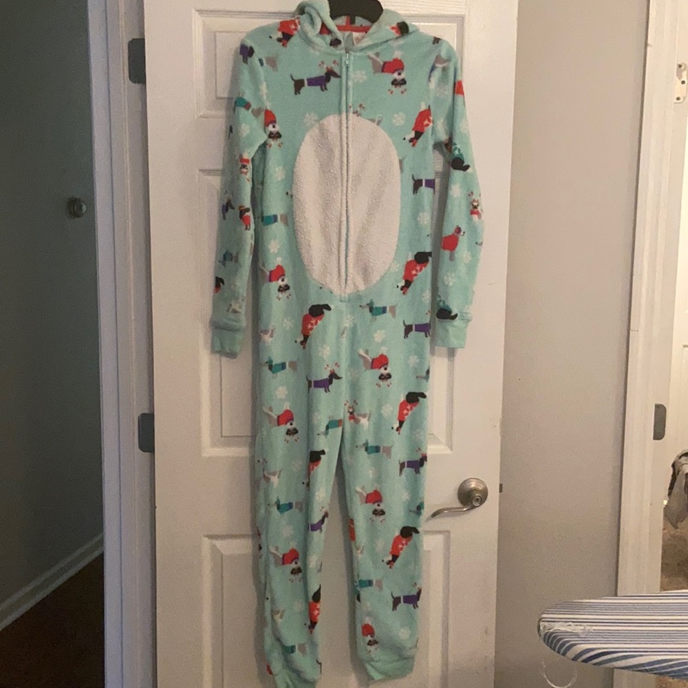 Adult/kid onesie size small